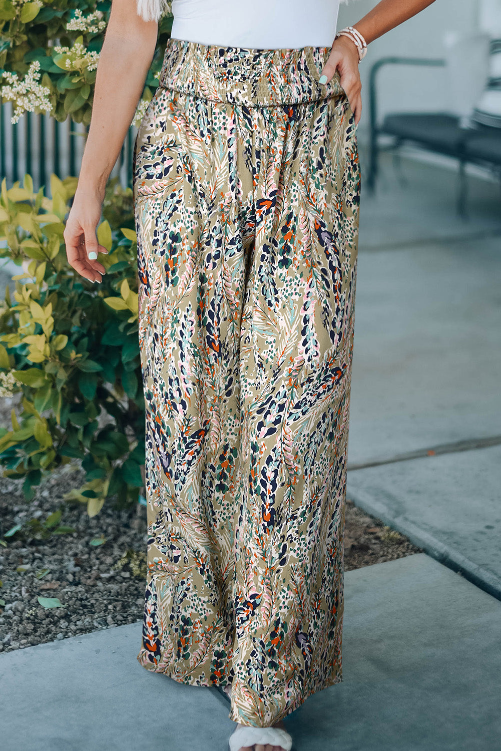 Printed Smocked Waist Wide Leg Pants – Trendsi | ClozArt