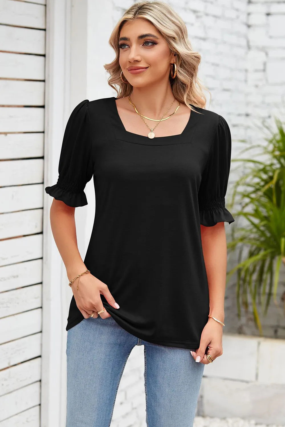 Smocked Square Neck Short Sleeve T-Shirt – Trendsi | ClozArt