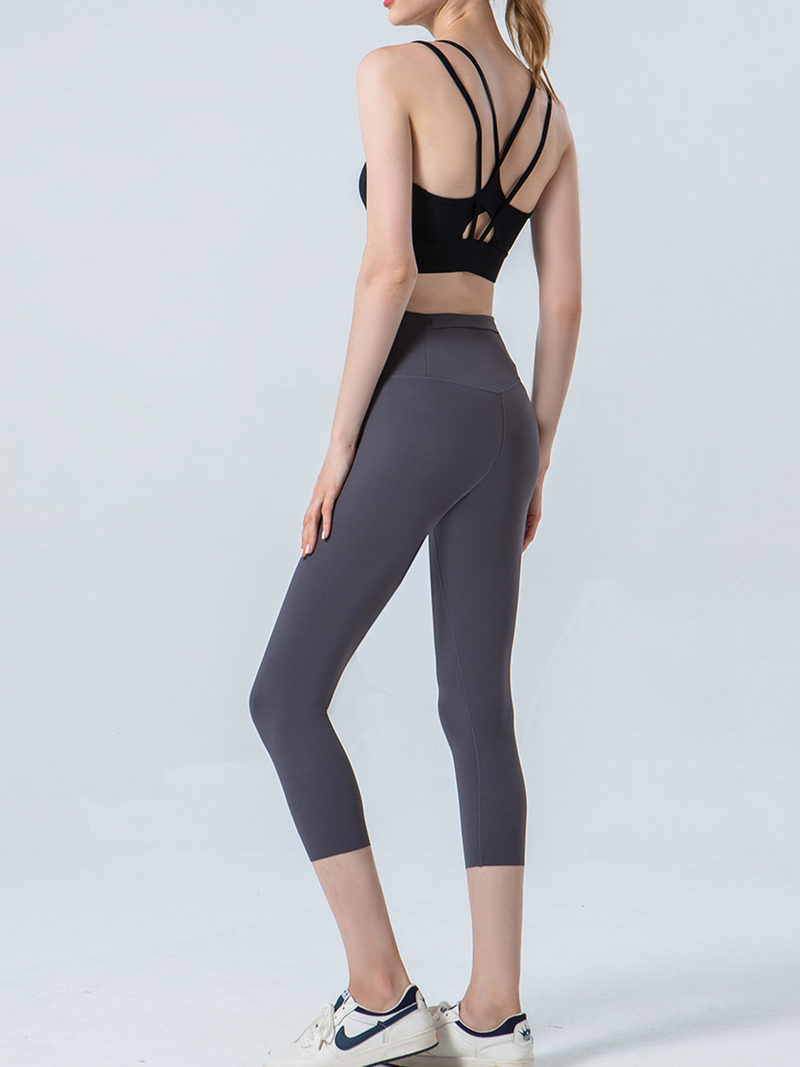 Wide Waistband Cropped Sports Leggings – Trendsi | ClozArt