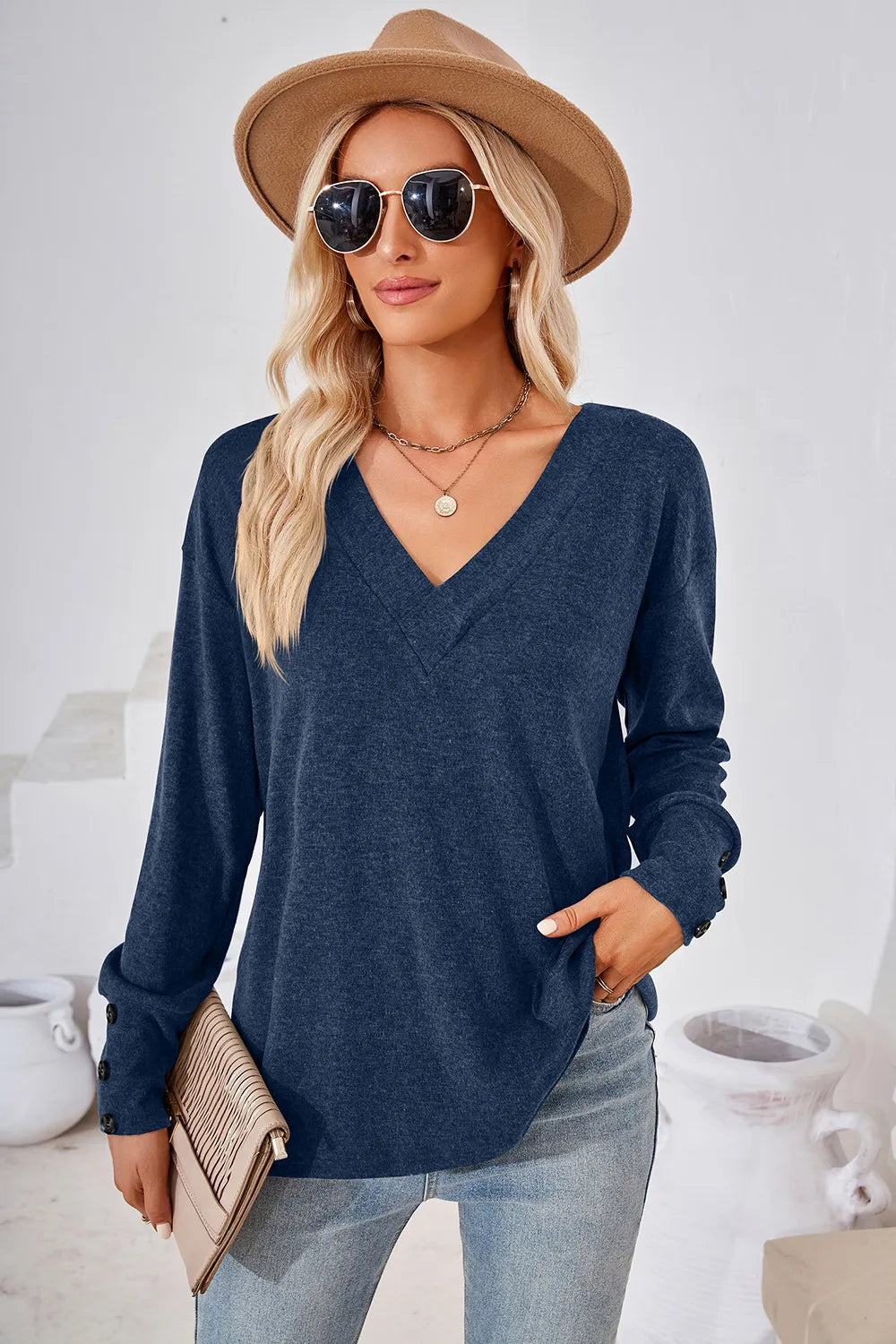 V-Neck Dropped Shoulder T-Shirt – Trendsi | ClozArt