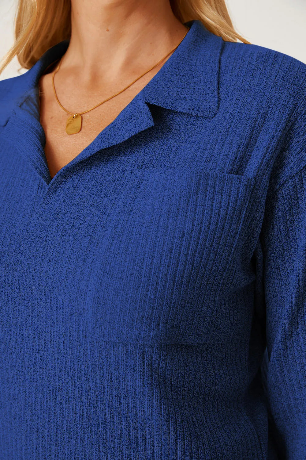 Collared Neck Dropped Shoulder T-Shirt – Trendsi | ClozArt