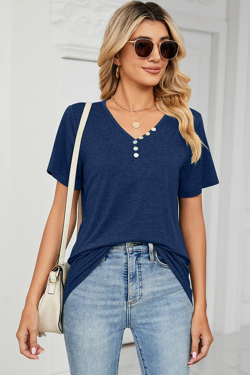 V-Neck Short Sleeve T-Shirt – Trendsi | ClozArt