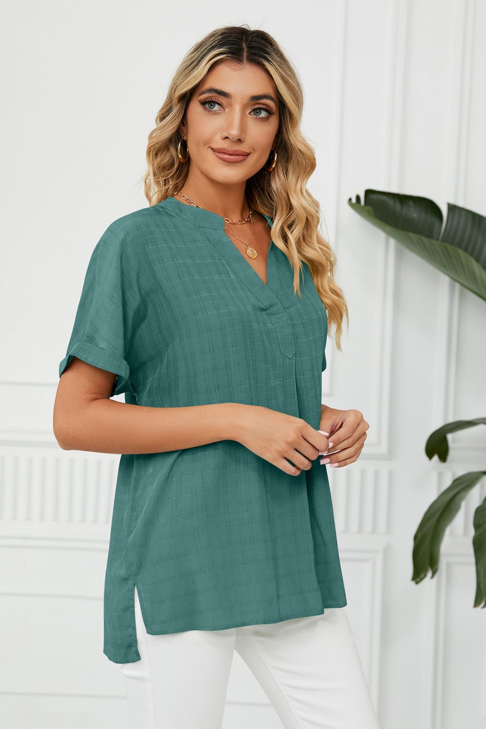 Side Slit Notched Neck Cuffed Short Sleeve Blouse – Trendsi | ClozArt