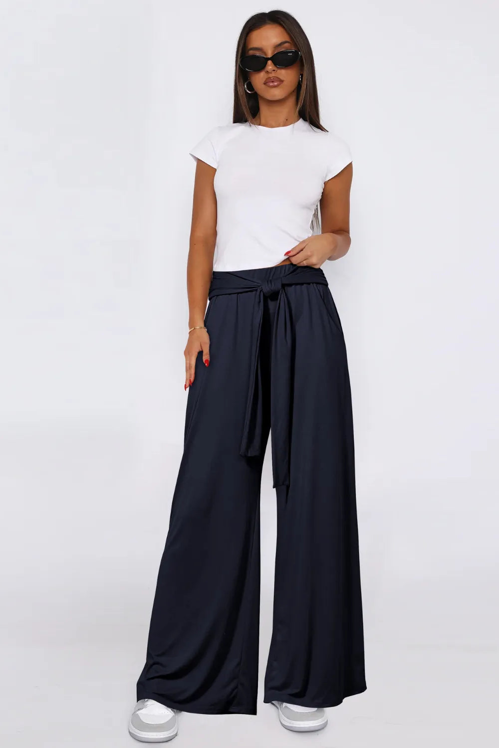 Tied Wide Leg Pants with Pockets – Trendsi | ClozArt