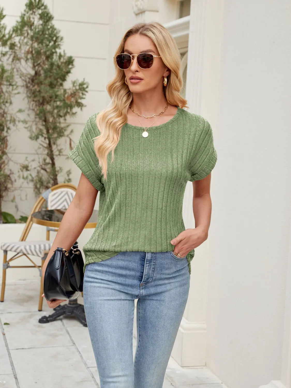 Round Neck Short Sleeve T-Shirt – Trendsi | ClozArt