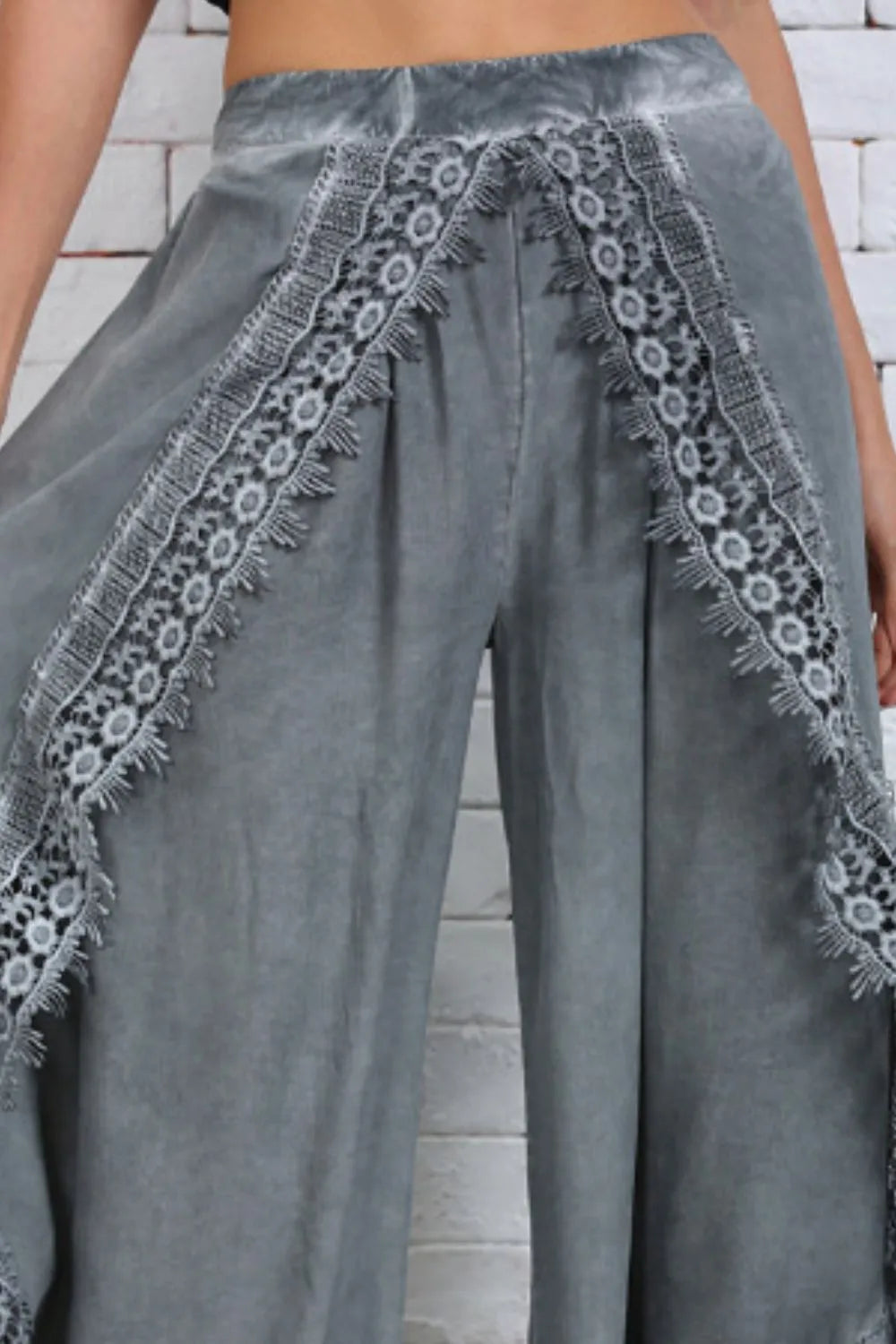 Full Size Lace Detail Wide Leg Pants Plus Size – Trendsi | ClozArt