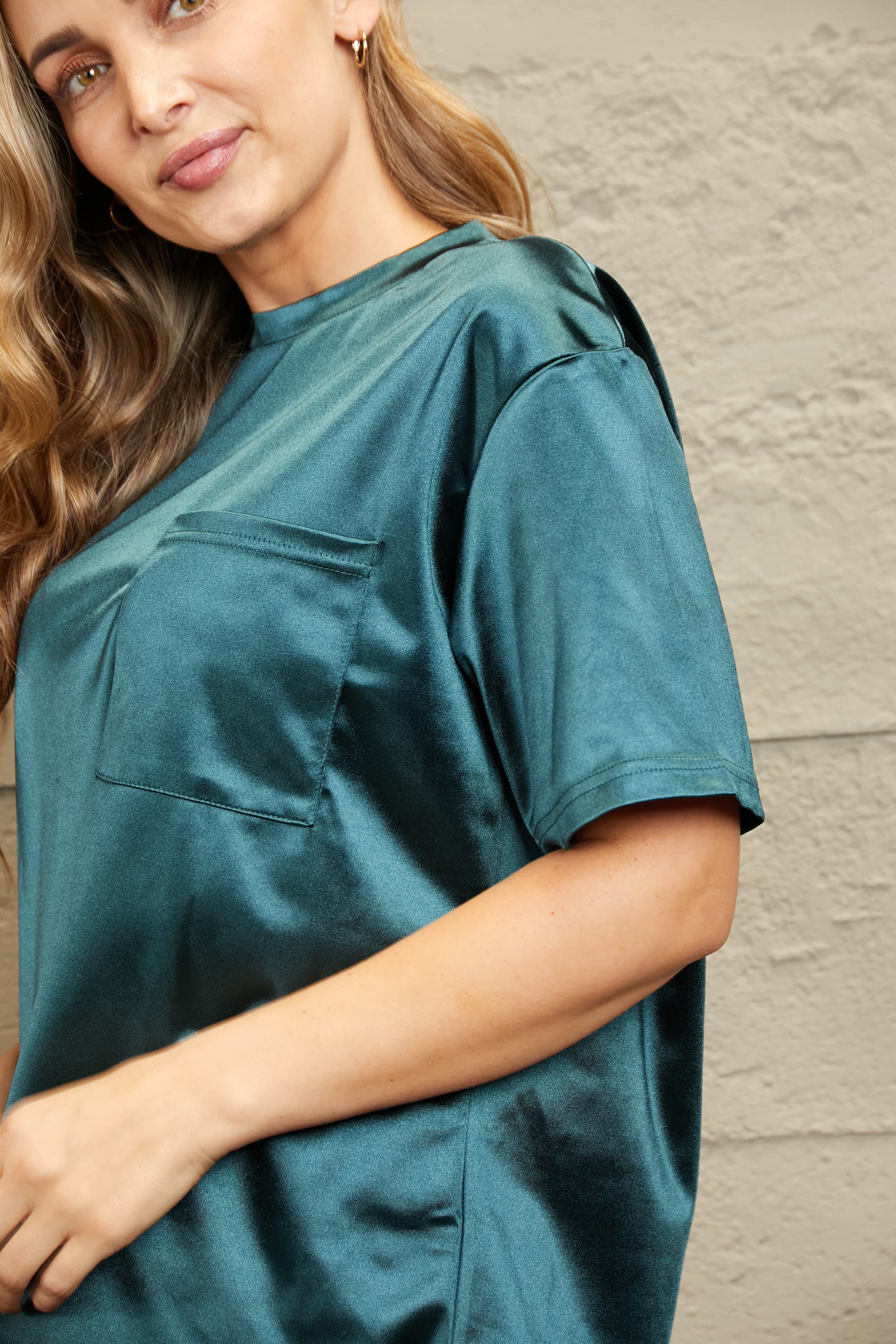 Round Neck Dropped Shoulder Top – Trendsi | ClozArt
