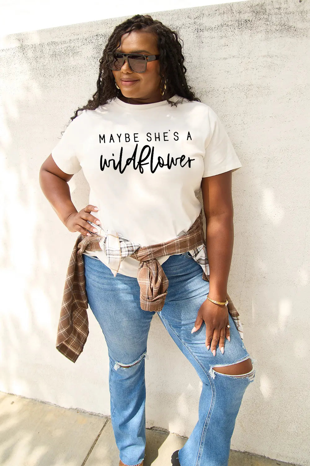 Simply Love Full Size MAYBE SHE'S A WILDFLOWER Short Sleeve T-Shirt – Trendsi | ClozArt