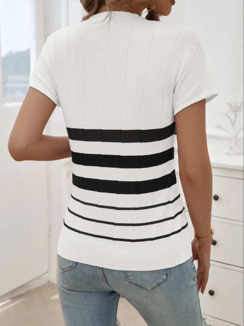 Devine Striped Round Neck Short Sleeve Knit Top – Trendsi | ClozArt