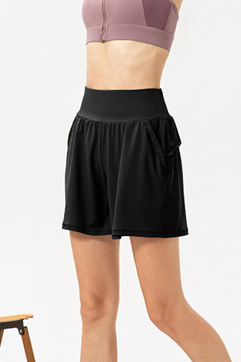 Pocketed Elastic Waist Active Shorts – Trendsi | ClozArt