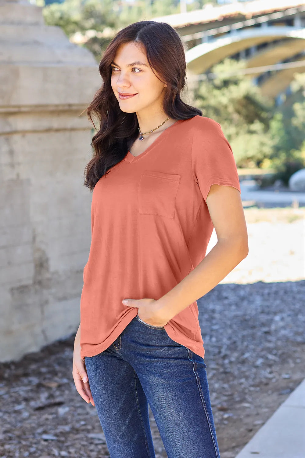 Basic Bae Bamboo Full Size V-Neck Short Sleeve T-Shirt – Trendsi | ClozArt