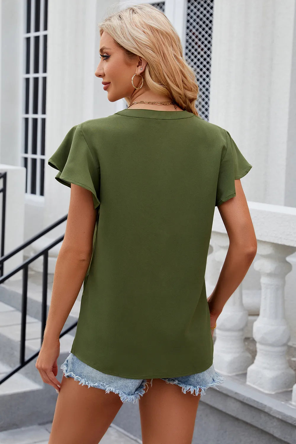 Notched Cap Sleeve T-Shirt – Trendsi | ClozArt