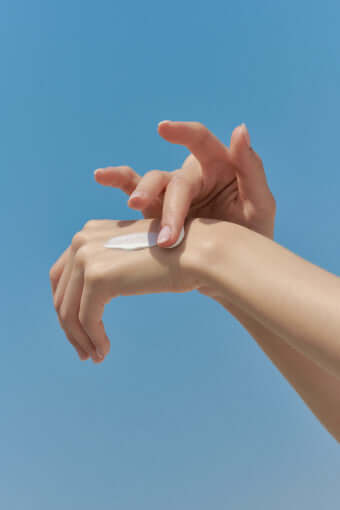 celimax Oil Control Light Sunscreen SPF50+ PA++++ 40ml – celimax | ClozArt