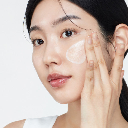 Biodance Skin Glow Essence Cream 50ml – Biodance | ClozArt