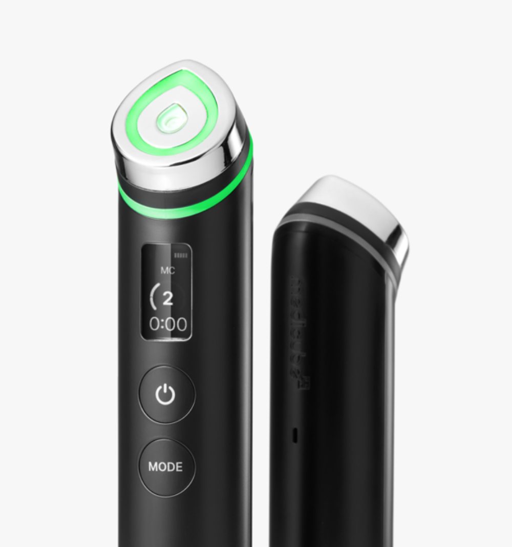 medicube AGE-R Booster Pro #Black (*It can only be shipped via express service.) – medicube | ClozArt